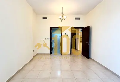 Large Unit | Closed Kitchen | Family Building