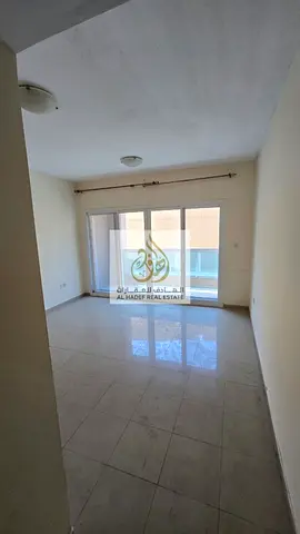 🔥 A Great Apartment for Rent in Al Rashidiya 3 – Ajman 🔥 ✨ Spacious 1 Bedroom + Living Room ✨ 2 Bathrooms ✨ Balcony with a nice view ✨ Built-in wall