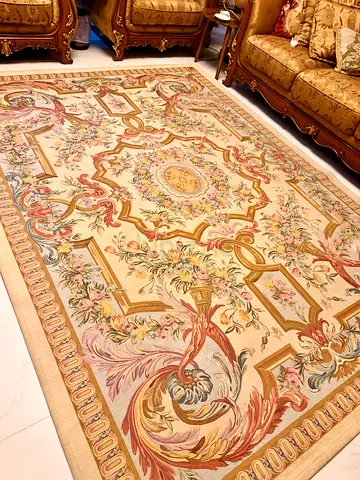 Large Classic Floral Aubusson- Rug – Excellent Condition size 200 x300 cm