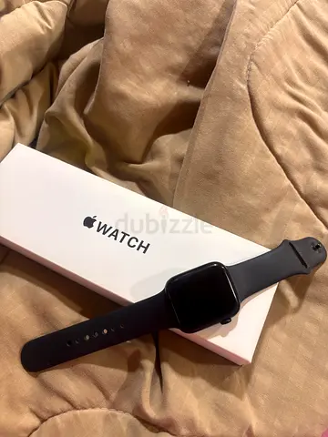 APPLE WATCH SE TAKING OFFERS!