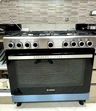 Bosch gas cooker same like new condition