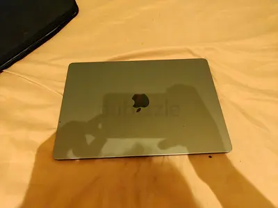MacBook Air M2 256gb 8 gb Ram