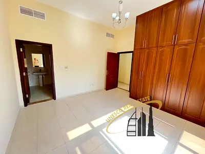 Villa 3bed master / Private entrance / maid / prime location
