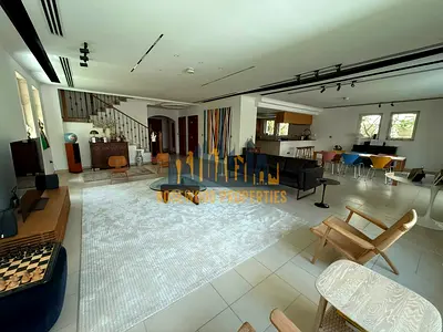 UPGRADED VILLA | SWIMMING POOL | TYPE: REGIONAL