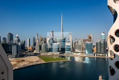 Studio | 1 month free | Burj & Canal View