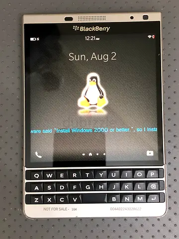 BlackBerry Passport Silver with physical keyboard - Good working condition
