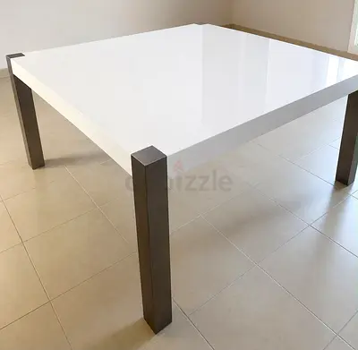 White High-Gloss Dining Table with Metal Legs - 8 Seater