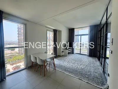 Vacant | Pool View | Furnished