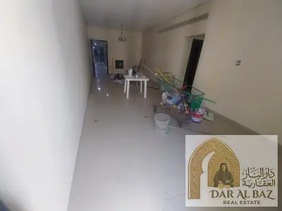 غرفتين وصالة بتجارية مويلح بالشارقة | بلكون | تكييف مركزي | بالقرب من سيتي سنتر الزاهية | بالقرب من المدينة الجامعية