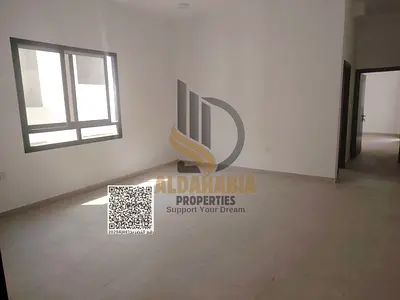 بناية سكنية استثمارية للبيع في الجرف الصناعية 2 عجمان | G+4 بـ 28 وحدة وعمر 5 سنوات