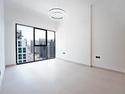 Large 3BR|Business Bay |Motivated Seller |High ROI