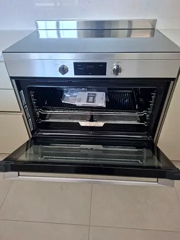 Elextrolux  ceramic electric cooker 90x60cm