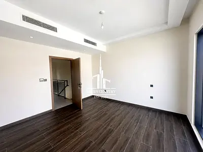 Back To Back | Near To park | Move In Ready