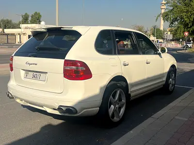 صورة 10 لـ 2009 Porsche CAYENNE