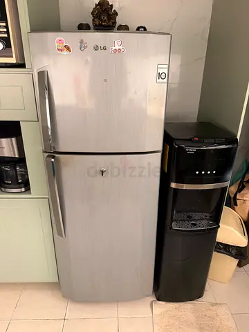 LG Silver Refrigerator with Freezer – Good Working Condition