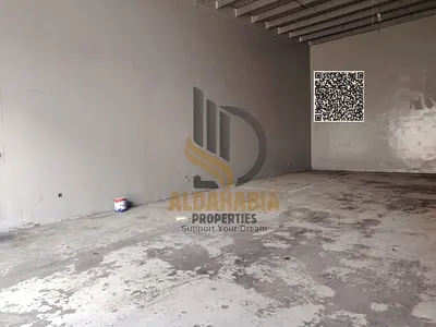 مستودع للإيجار السنوي في الجرف الصناعية 3 عجمان | مساحة 2,000 قدم² وسعر قابل للتفاوض