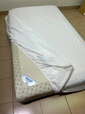 Single mattress in good used condition (IKEA SULTAN style)