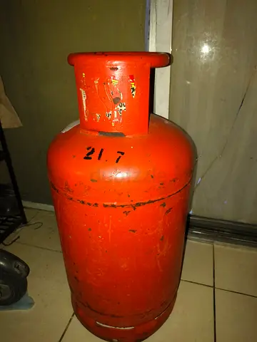 Gas with Regulators 22 Kg Medium Size