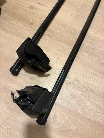THULE car racks (Kit 145236)
