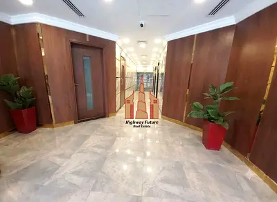 Luxury 2bhk apartment with wardrobe with balcony Near to sahara mall full family building