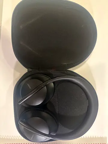 Bose 700 headphones