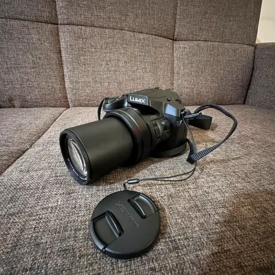 Panasonic Lumix DMC-FZ300 Bridge Camera | 4K Video | 24x Leica Zoom | Weather-Sealed
