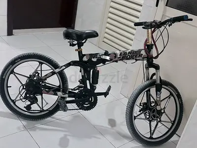 Folding Land Rover-branded Mountain Bike - Excellent Working Condition
