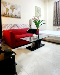 Family / Couple Room Availabile in Apartment