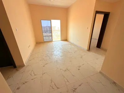 اجمل الشقق غرفتين وصاله 3 حمام تاني ساكن بنايه عائلات صيانه ع المالك تسهيلات بالدفعات باركن اسفل البنايه