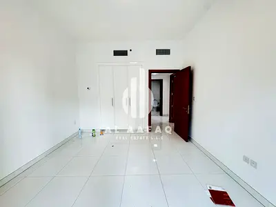Luxurious 3BHK | Free Parking | Master Bedroom