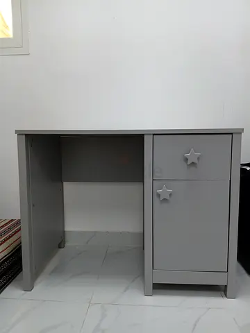 Gray office