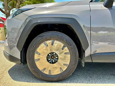 Toyota RAV4 XLE, миниатюра 3