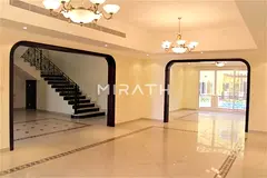 LAVISH VILLA WITH PRIVATE GARDEN AND POOL