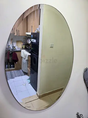 Oval mirror