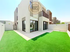 Luxury 4BR + Maid | Prime Community | Near All Amenities | La Violeta 2
