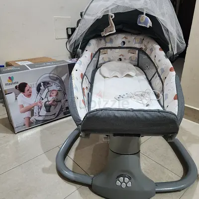 Mastela 3-in-1 Deluxe Swing & Bassinet – Multi-Functional Baby Sleeper w/ Remote