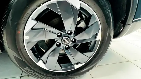 صورة 14 لـ 2026 Nissan ROGUE