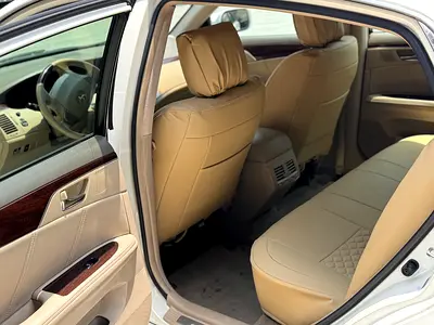 صورة مصغرة 11 لـ 2010 Toyota AVALON