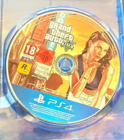 GTA V- PS4 Disc For Sale | Delivery Available in Abu Dhabi