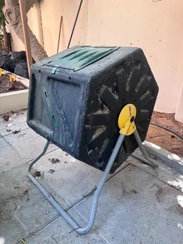 Rotating Garden Composter Bin on Stand - Used