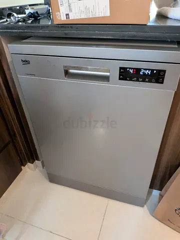 Beko built-in dishwasher in good working condition
