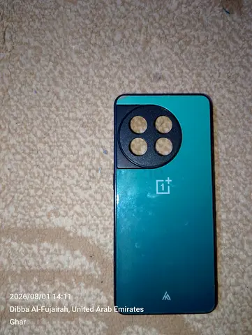 OnePlus 11 smartphone glass case