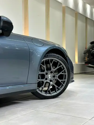 2026 Porsche 911 — миниатюра 17