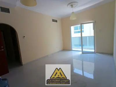 غرفة وصالة غرفة ماستر 2 حمام بلكونة تكييف مركزي  بالقرب من مركز الدلتا ومدرسة وودلم الأمريكية الخاصة