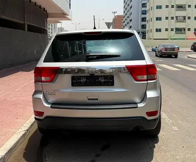 2012 JEEP GRAND CHEROKEE — миниатюра 10