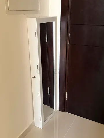 Jewlery organisation mirror