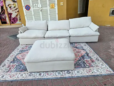 Home Center swin sofa
