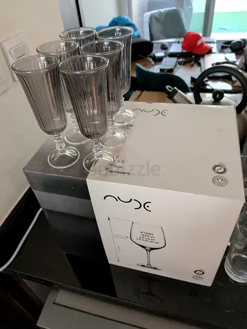 6x Wine glasses, 6x champagne glasses and 12x Ikea standard glasses