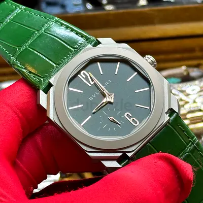 The image displays a Bulgari Octo Finissimo watch, specifically a model likely inspired by the limit