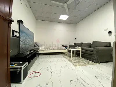 Executive Out House for Single / Couple - Al Barsha 3 Near Hessa